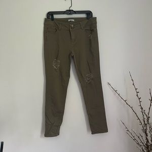 New York & Co distressed cargo jeans